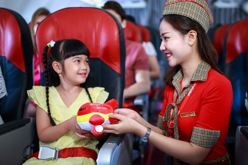 Vietjet công bố chuỗi chương trình lớn nhất trong năm “Kết nối yêu thương - Yêu là phải tới“