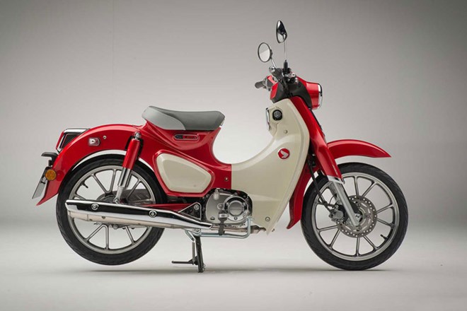 Honda Super Cub có thiết kế "tân cổ giao duyên".