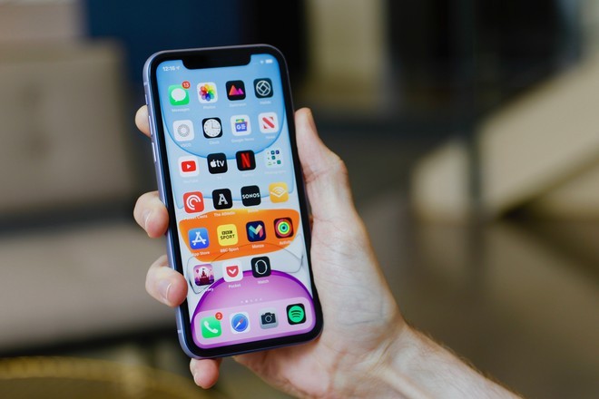 iOS 13 liên tục gặp lỗi từ khi được phát hành vào tháng 9. Ảnh: Trusted Review.