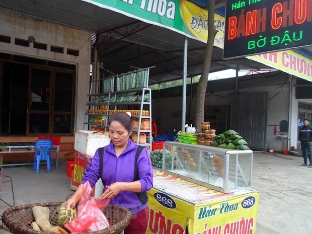 Làng bánh chưng Bờ Đậu là một trong 5 làng làm bánh chưng nổi tiếng nhất khu vực miền Bắc. (Ảnh: HV/Vietnam+).