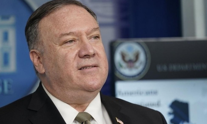 Ngoại trưởng Mỹ Mike Pompeo trong cuộc họp báo ở Nhà Trắng hôm 8/4. Ảnh: Reuters.