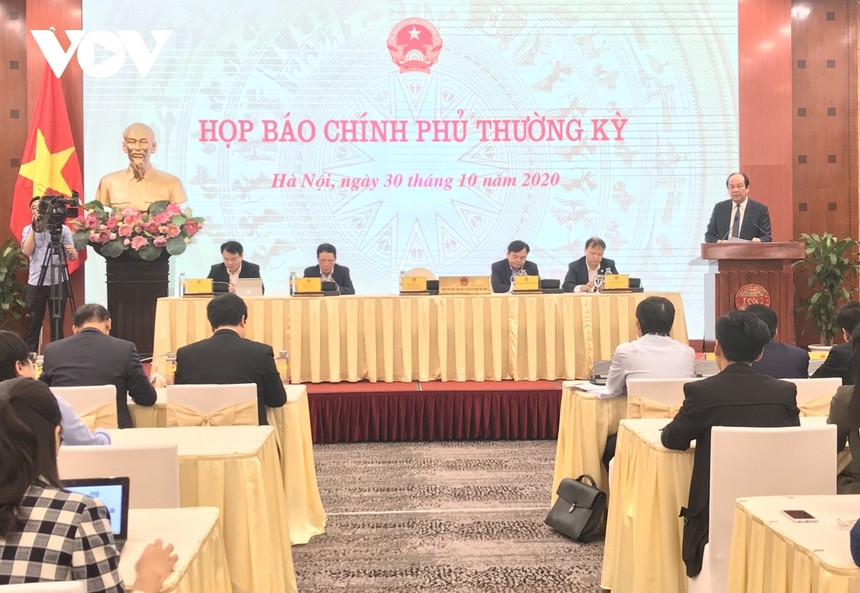 Bộ trưởng, Chủ nhiệm Văn phòng Chính phủ Mai Tiến Dũng phát biểu tại cuộc Họp báo Chính phủ thường kỳ chiều 30/10.