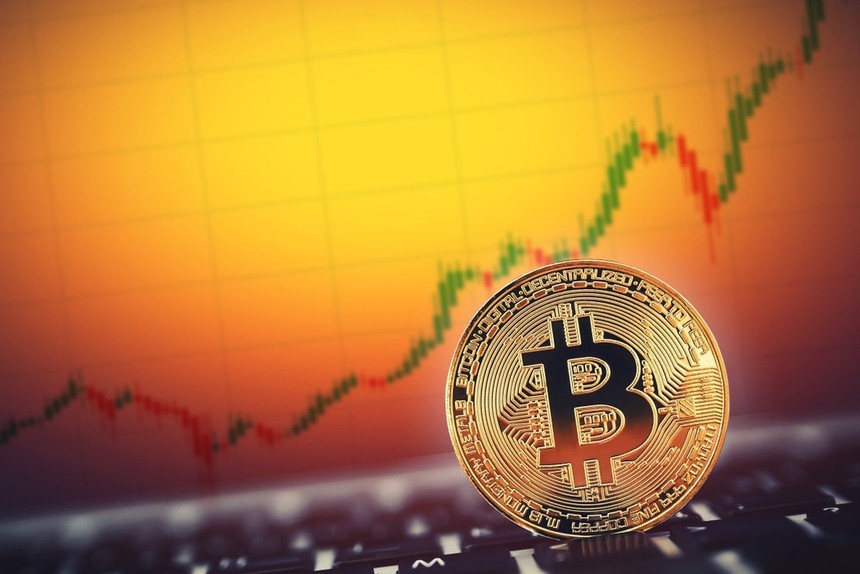 Giá Bitcoin hôm nay ngày 6/11: Tăng trưởng quá nóng, Bitcoin áp sát đỉnh 16.000 USD, mốc cao nhất kể từ 3 năm qua