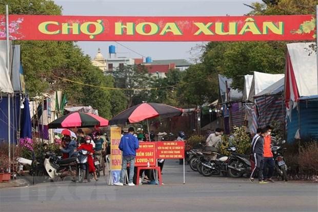 Chốt kiểm soát dịch COVID-19 tại Hưng Yên. (Ảnh: Đinh Tuấn/TTXVN).