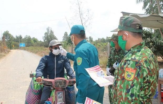 Lực lượng biên phòng phòng, chống dịch bệnh trên vùng biên giới. (Ảnh minh họa: Văn Khương/TTXVN).