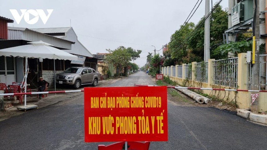 Khu vực phong tỏa tại thôn Việt Tiến, xã Đại Hợp, huyện Kiến Thụy, Hải Phòng, liên quan đến 2 ca bệnh 2582 và 2586.