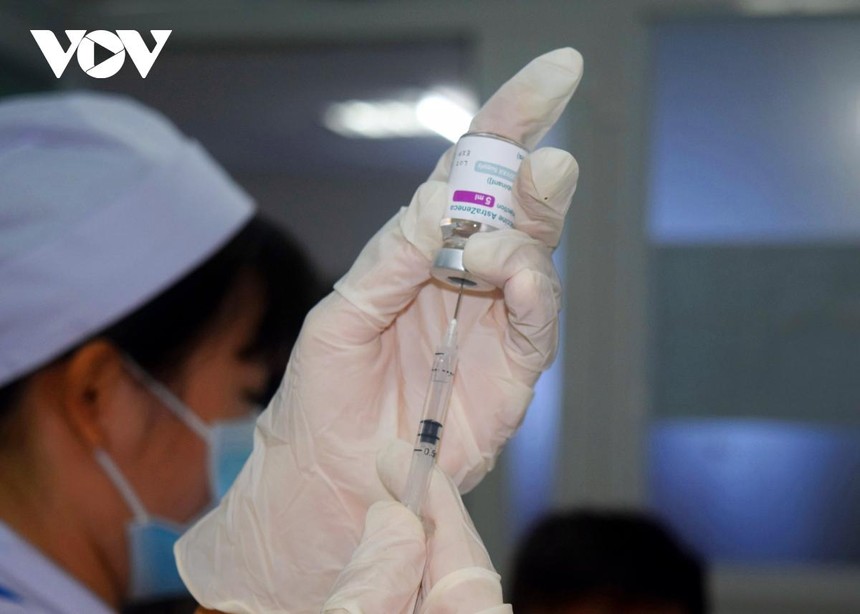 Vaccine phòng COVID-19 của AstraZeneca.