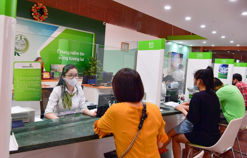 Vietcombank (VCB) trả cổ tức 12% bằng tiền và bằng cổ phiếu, tỷ lệ 1.000:276