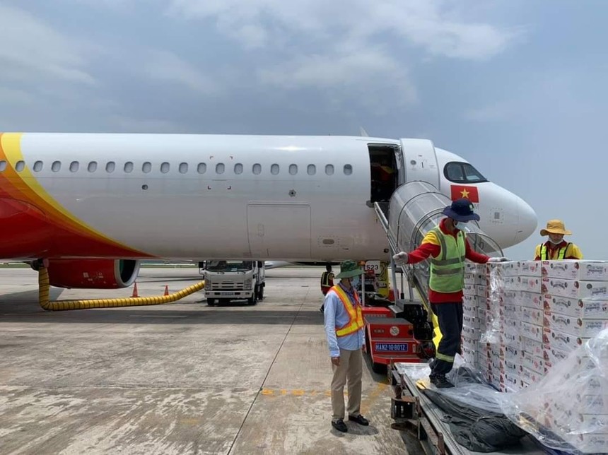 Cùng Vietjet chung tay xuất khẩu và tiêu thụ vải thiều Bắc Giang