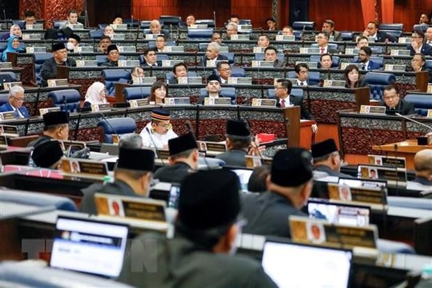 Các nghị sỹ tại phiên họp Hạ viện Malaysia ở Kuala Lumpur ngày 19/12/2022. (Ảnh: AFP/TTXVN)