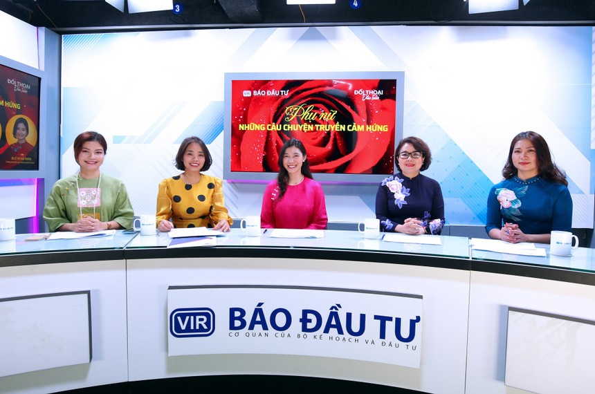 Talk show “Phụ nữ - Những câu chuyện truyền cảm hứng” của Báo Đầu tư tổ chức nhân Ngày phụ nữ Quốc tế 8/3/2023.