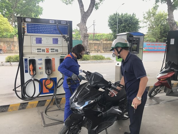 Một điểm bán xăng của Petrolimex. (Ảnh: Đức Duy/Vietnam+).