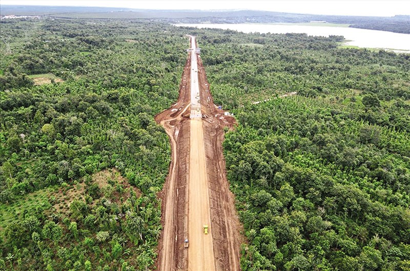 Việc thi công hoàn thành công trình đường Hồ Chí Minh đoạn tránh phía Đông TP. Buôn Ma Thuột trong năm 2023 là không khả thi.