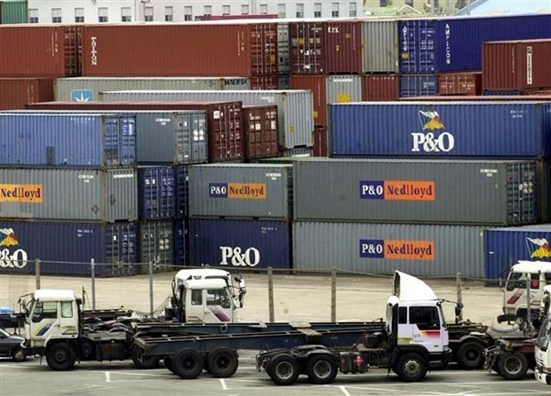 Các container hàng hóa tại cảng Busan (Hàn Quốc). (Ảnh: AFP/TTXVN)