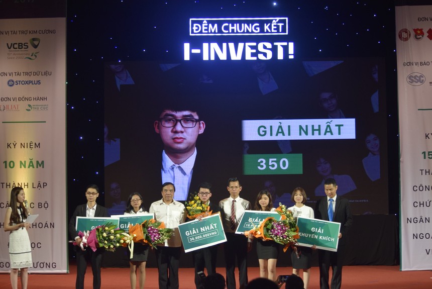 Sinh viên Học viện Tài chính giành Quán quân I-Invest 2017