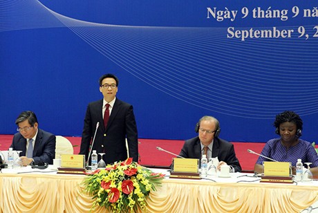 Phó Thủ tướng Chính phủ Vũ Đức Đam phát biểu tại cuộc họp lần thứ nhất về Báo cáo Việt Nam 2030