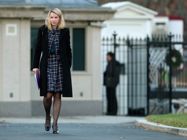 CEO Marissa Mayer của Yahoo cũng là một nhân viên cũ của Google