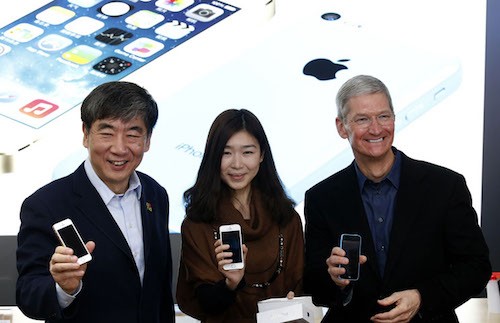 Tim Cook trong một lần đến Trung Quốc