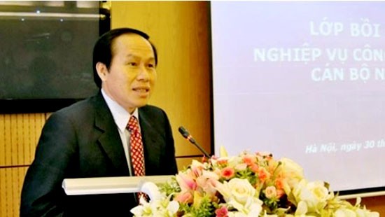 Ông Lê Tiến Châu 