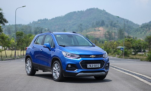 Chevrolet Trax nhập khẩu từ Hàn Quốc giá 769 triệu đồng.