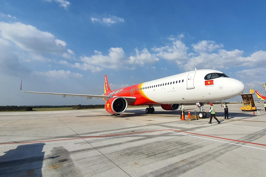 Sáu tháng đầu năm 2021, Vietjet (VJC) đạt doanh thu cao hơn so với cùng kỳ, lợi nhuận 127 tỷ đồng