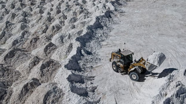 Iran có thể đã phát hiện ra mỏ lithium lớn thứ hai thế giới