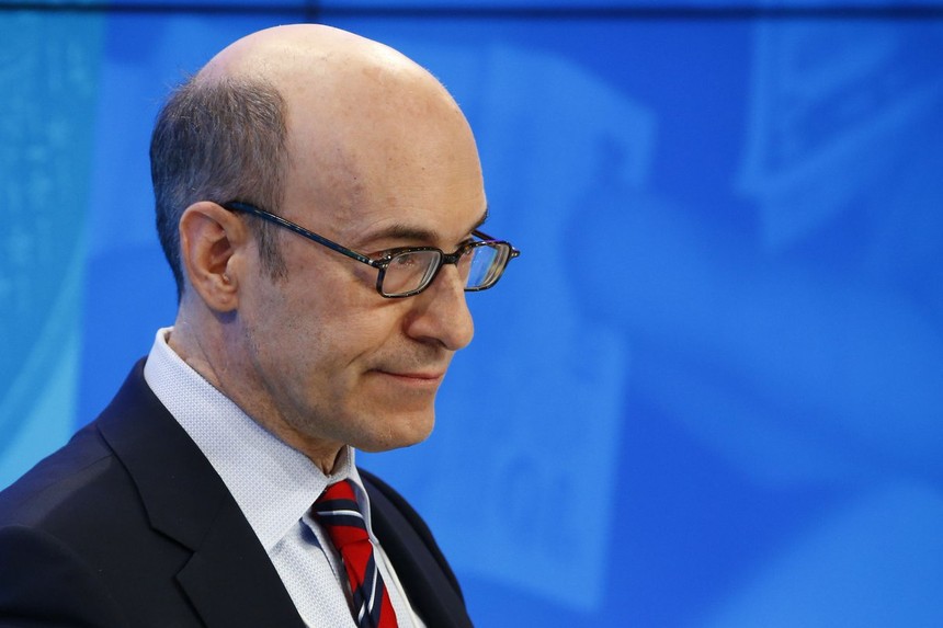 Giáo sư Kenneth Rogoff