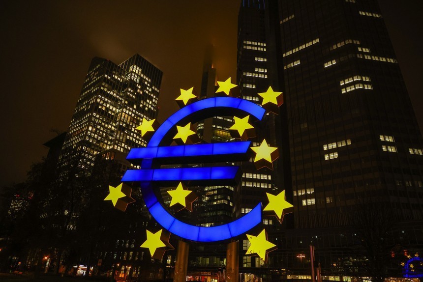 Việc cắt giảm lãi suất của ECB sẽ là điểm sáng hiếm hoi ở khu vực đồng Euro