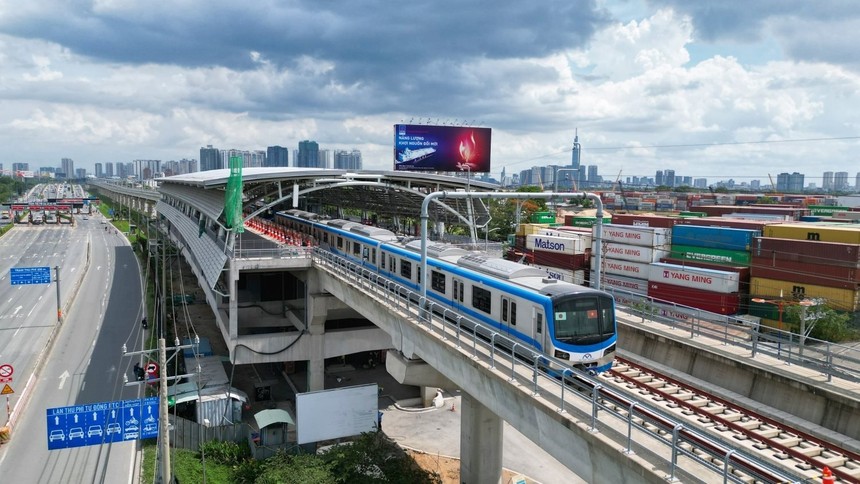 Metro số 1 mang lại sự thuận tiện lớn cho việc di chuyển