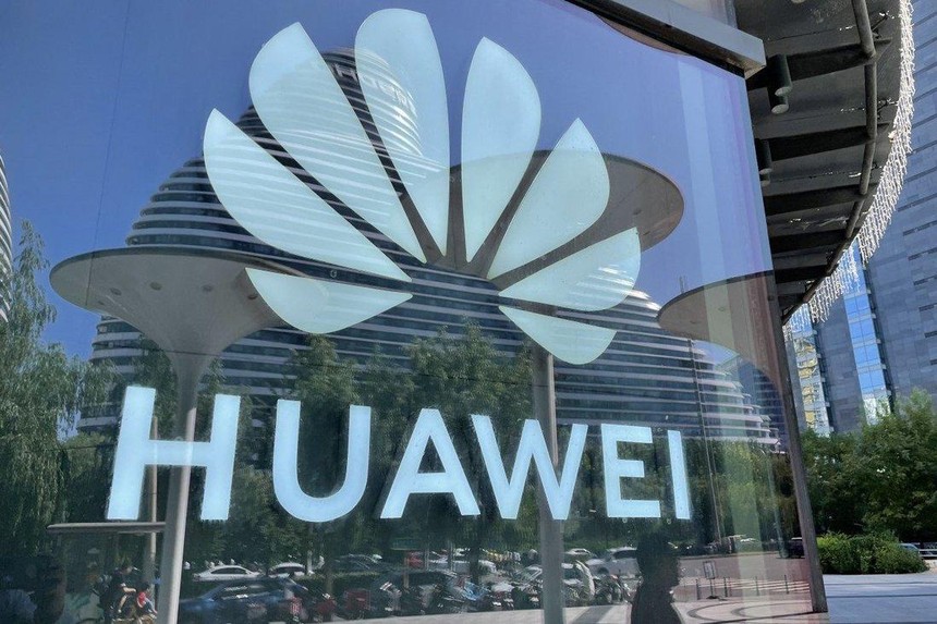 Huawei giảm hơn 50% lợi nhuận trong nửa đầu năm 2022