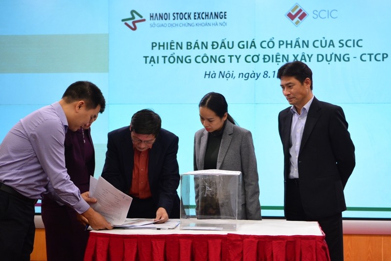 Bán vốn qua HNX: Thoái vốn nhà nước nóng bỏng, IPO ế ẩm