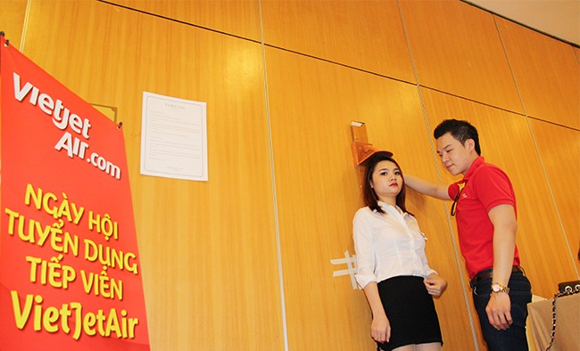 VietJet tuyển dụng đội ngũ tiếp viên mới trong tháng 8/2014