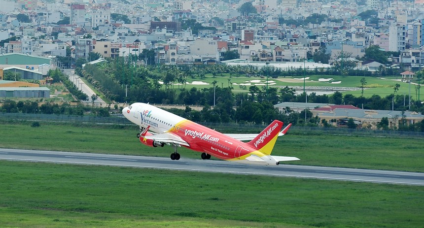 Vietjet thông báo thay đổi lịch bay bằng tin nhắn Zalo