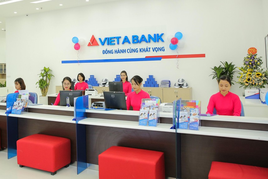 ĐHCĐ VietABank: Lợi nhuận trước thuế năm 2020 dự kiến đạt 405 tỷ đồng.