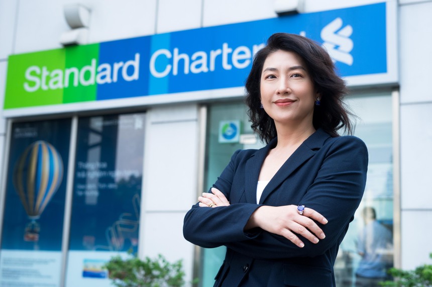 Bà Michele Wee, Tổng giám đốc Ngân hàng Standard Chartered Việt Nam