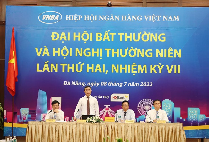 Ông Phạm Đức Ấn, Chủ tịch Hiệp hội Ngân hàng Việt Nam điều hành Đại hội.