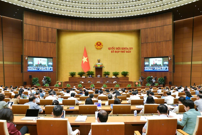 Quốc hội nghe Chính phủ trình bày dự án Luật Thuế giá trị gia tăng (sửa đổi)