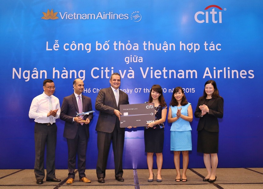 Tặng dặm bay Bông Sen Vàng cho chủ thẻ Citi