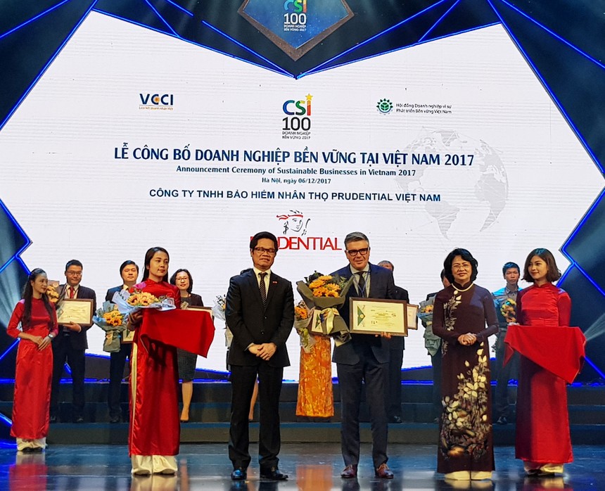 Prudential lọt Top 10 doanh nghiệp bền vững 2017