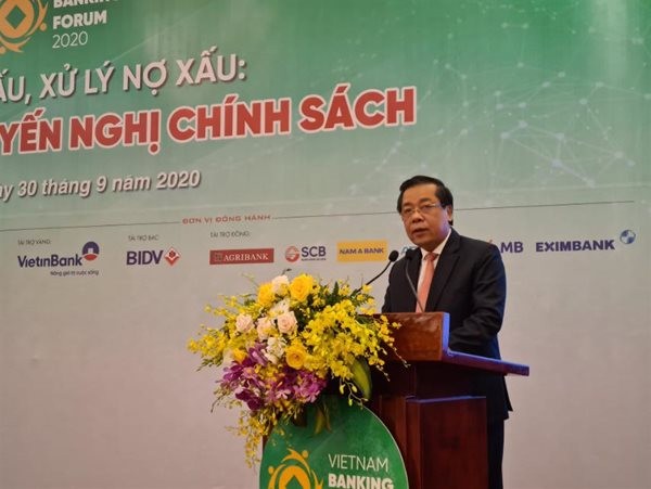 Phó Thống đốc NHNN Nguyễn Kim Anh