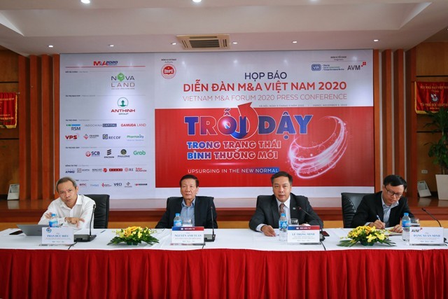 Diễn đàn M&A Việt Nam lần thứ 12 năm 2020 diễn ra cuối tháng 11/2020, với chủ đề “Trỗi dậy trong trạng thái bình thường mới”. Ảnh: Ban Tổ chức họp báo công bố sự kiện, sáng 5/11. Ảnh: Chí Cường