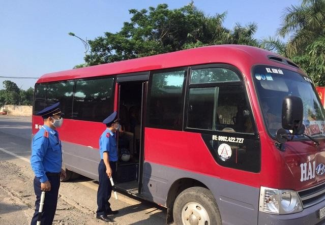 Thanh tra Sở Giao thông vận tải Hà Nội tăng cường kiểm tra phòng chống dịch Covid-19 trong hoạt động vận tải.