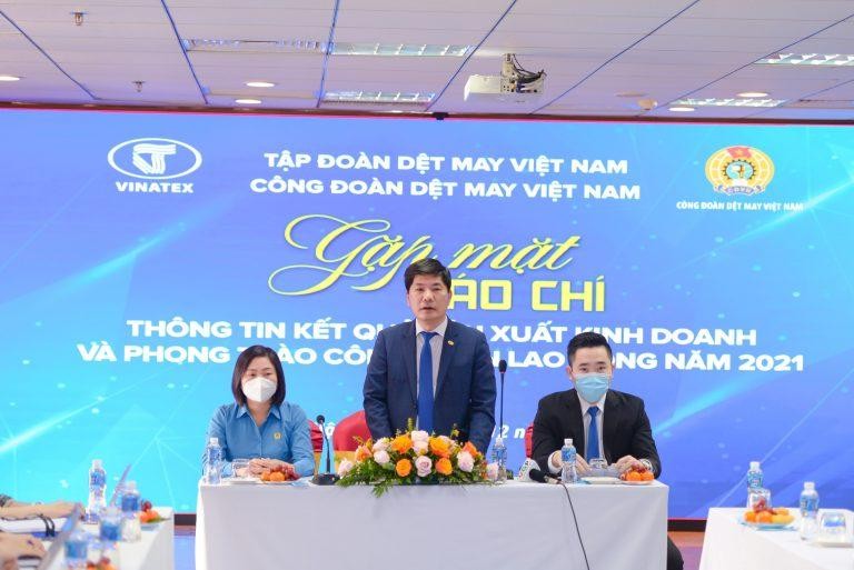 Theo Tổng giám đốc Vinatex Cao Hữu Hiếu, năm 2021, Tập đoàn này lãi 1.200 tỷ đồng, tăng gấp đôi năm 2020 nhờ mảng sợi khởi sắc.