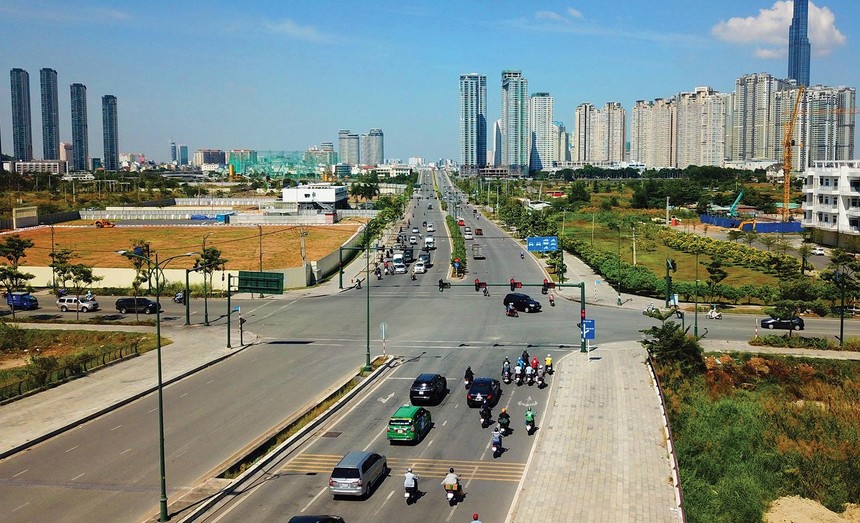 Hạ tầng đi tới đâu, thị trường bất động sản phát triển tới đó. Ảnh: Lê Toàn