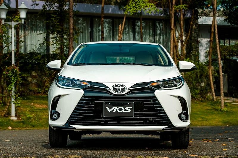 Vios, Corolla Cross và Veloz Cross nằm trong top 10 xe bán chạy tháng 10