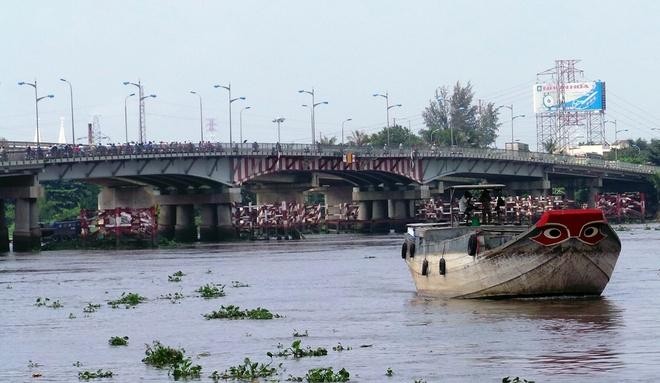 Cầu Bình Triệu 1. (Ảnh: Trường Nguyên)