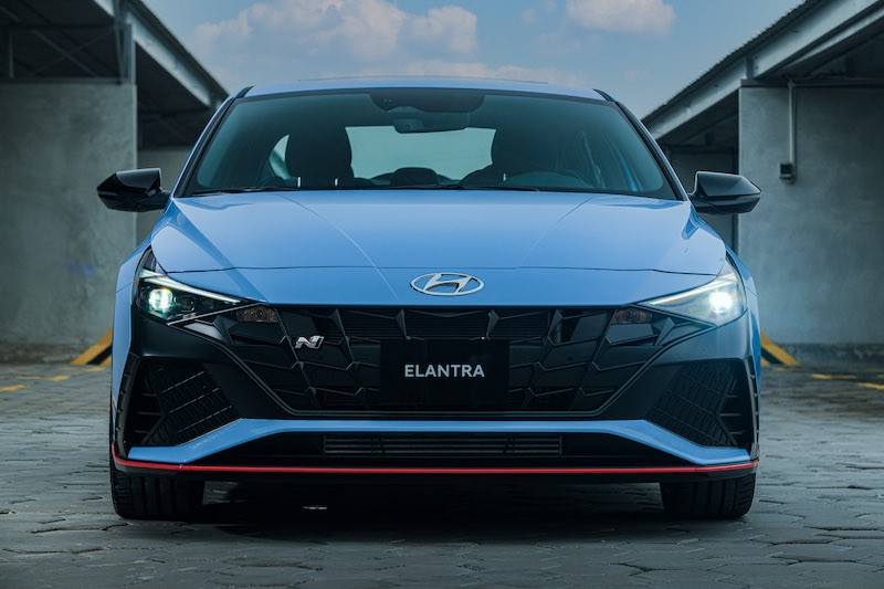 Tới lượt Hyundai Elantra N ra mắt xe đua đường phố 