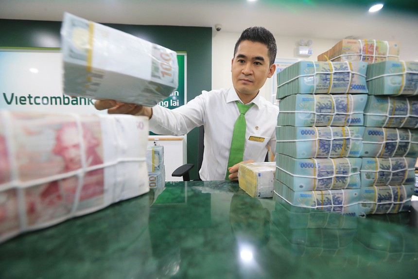 Dẫn đầu nguồn thu từ kinh doanh ngoại hối là Vietcombank, VietinBank, BIDV và Agribank. Ảnh: Dũng Minh 