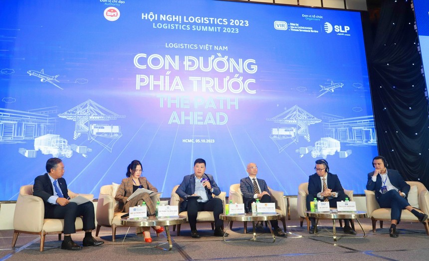 Một phiên thảo luận của Hội nghị Logistics 2023. Ảnh: Lê Toàn 