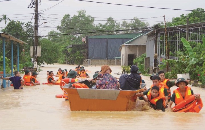 Hiện nay là thời điểm thường xảy ra mưa, bão tại miền Trung và Tây Nguyên. Thủ tướng Chính phủ yêu cầu các bộ ngành, địa phương chủ động ứng phó mưa lũ